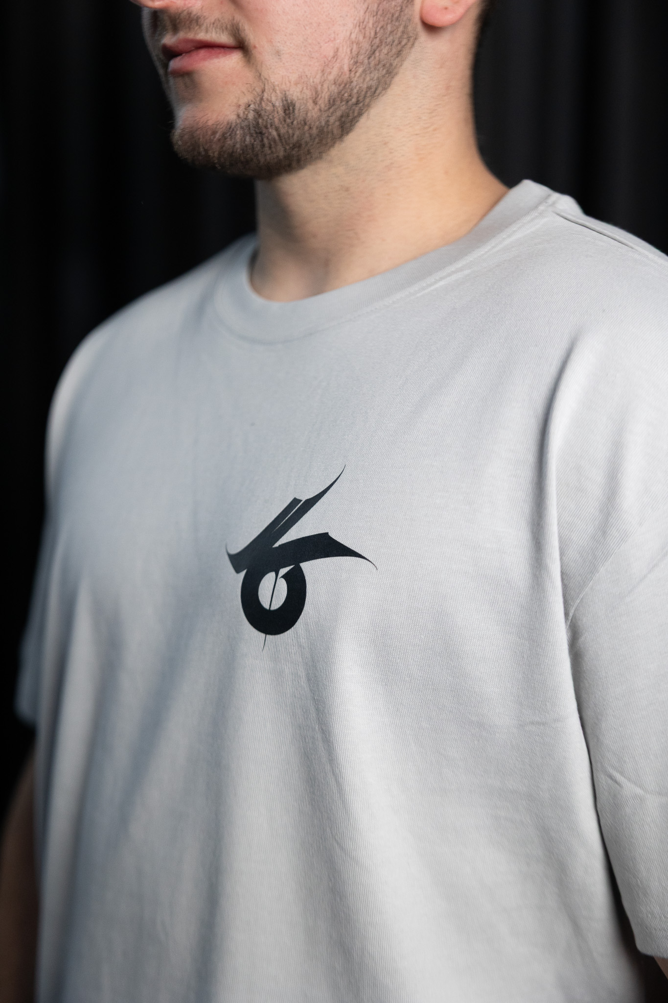 Financial Damage Shirt | light grey oversize - Image 2