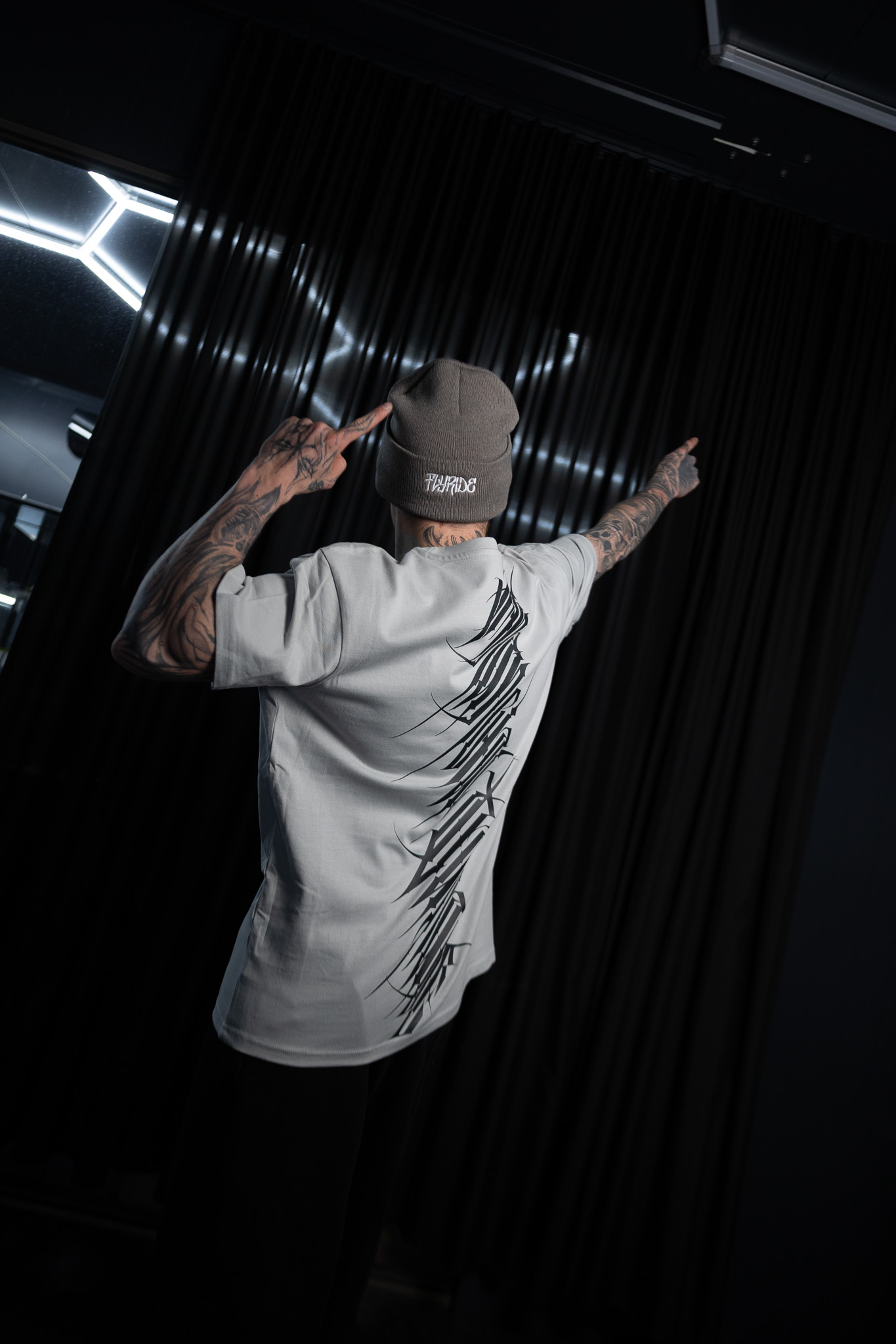 Financial Damage Shirt | light grey oversize - Image 3