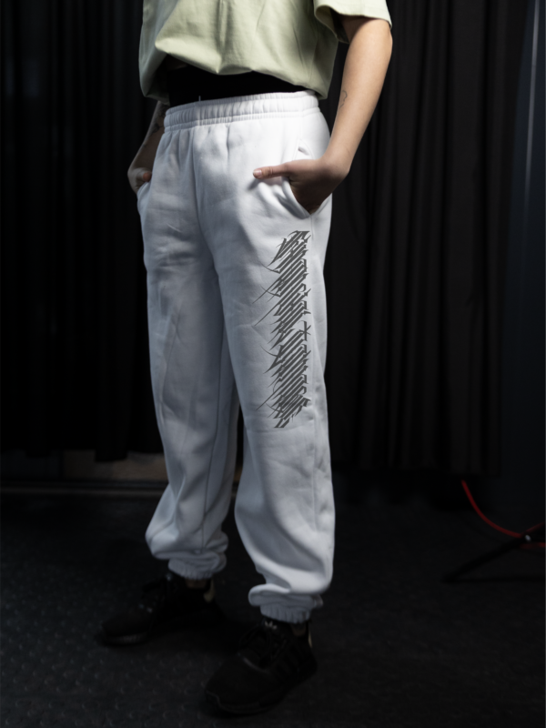 Fluffy Sweatpants | white